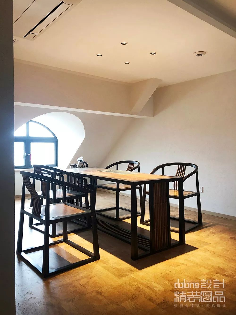 复地御钟山 400 平现代简约设计,儿童活动区与餐厅空间巧妙结合-68