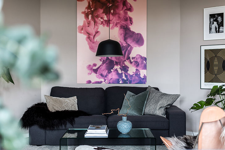 斯德哥尔摩时尚公寓 | 植物与画作打造的温馨空间-1