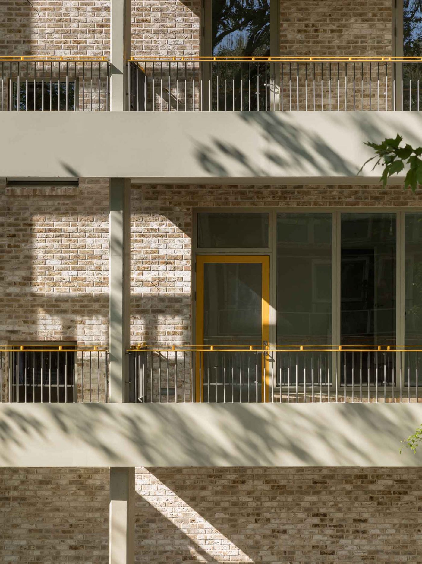 Regents Park Infill Sites shortlisted for the Camden Design Awards 2022
                    -5