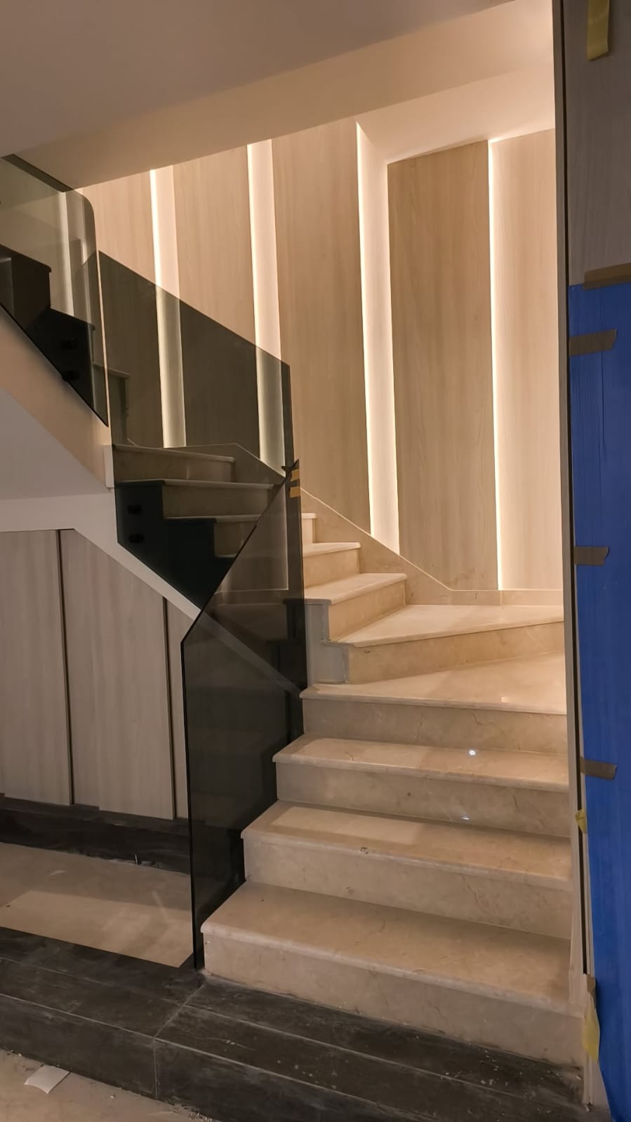 Design and construction of a modern apartment in Jordan-13