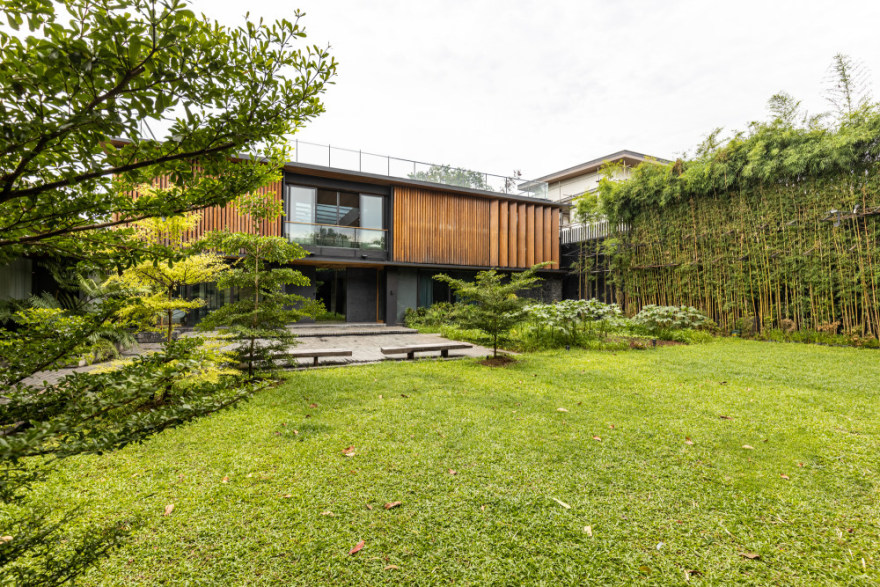 马尼拉特新房子 (2020) | 室内外融合的城市别墅-40