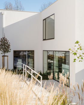 Widna Haven Community Center and Library / PB STUDIO + studiomania + IPA Ipreferanalog