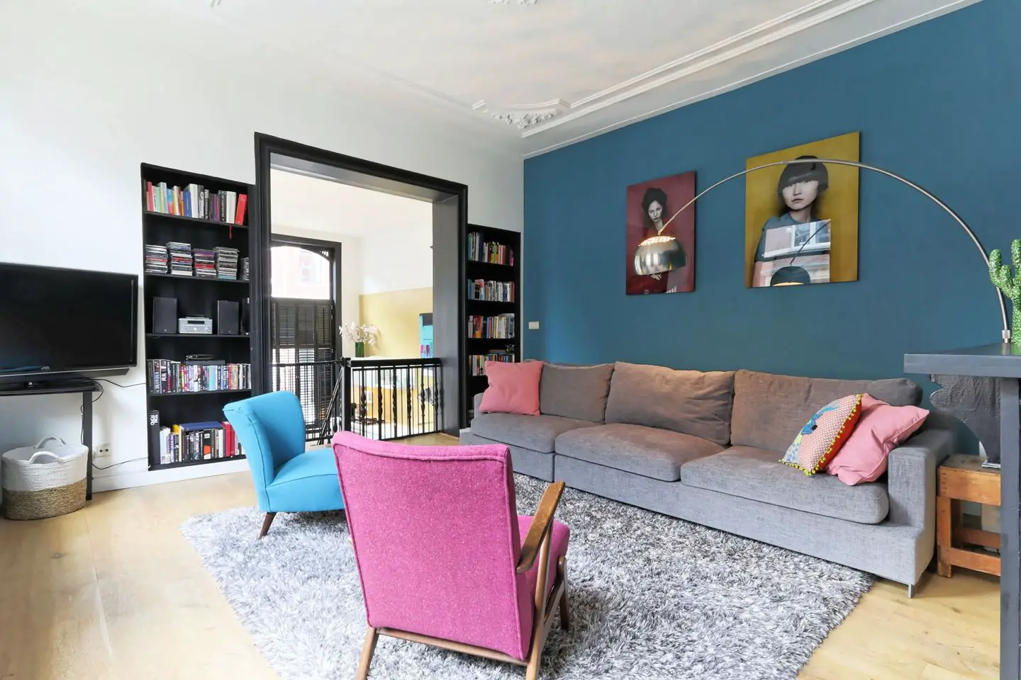 阿姆斯特丹 1897 年老建筑里的彩色魅力公寓-6