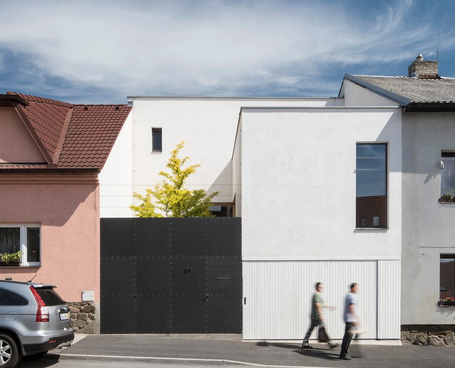 带工作室的家庭住宅（捷克）-2