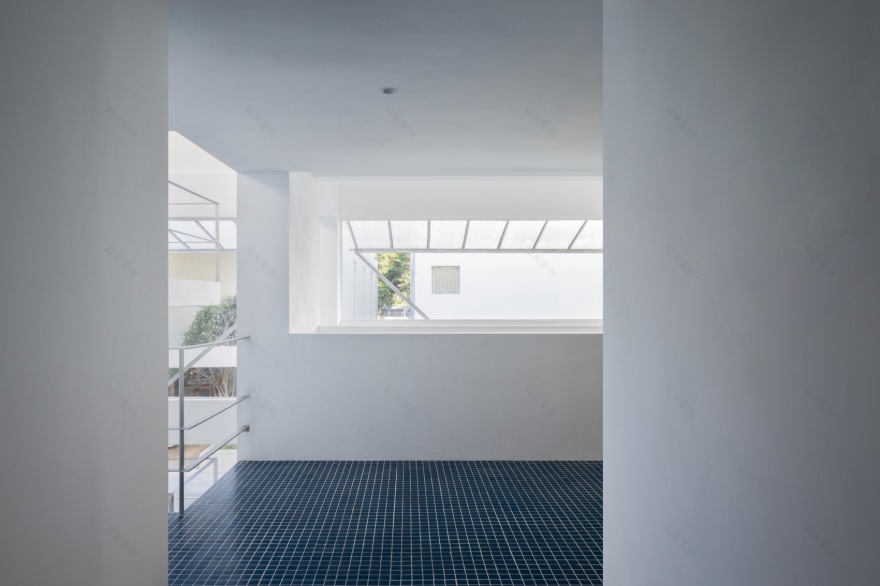 Heyi office 丨中国广州丨偏离空间设计-25