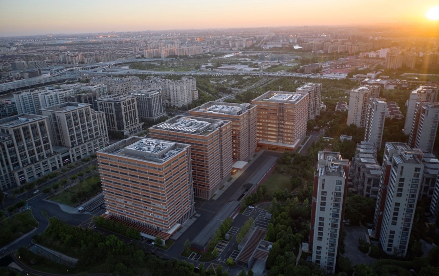 上海现代汽车服务产业集聚区尚鸿商务中心丨中国上海丨致正建筑工作室,同济大学建筑设计研究院等-23