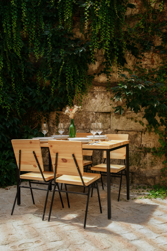 绿意盎然的酒窖餐厅-37