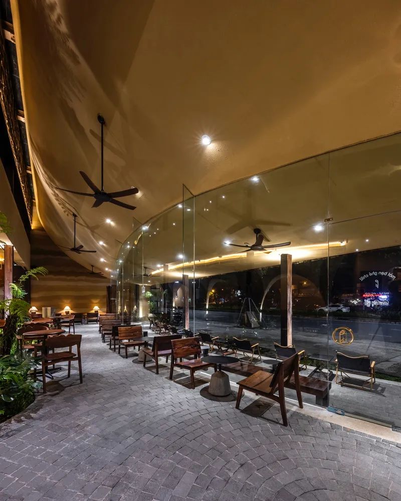 300 m²越南咖啡厅,Phe La Da Nang茶馆-21