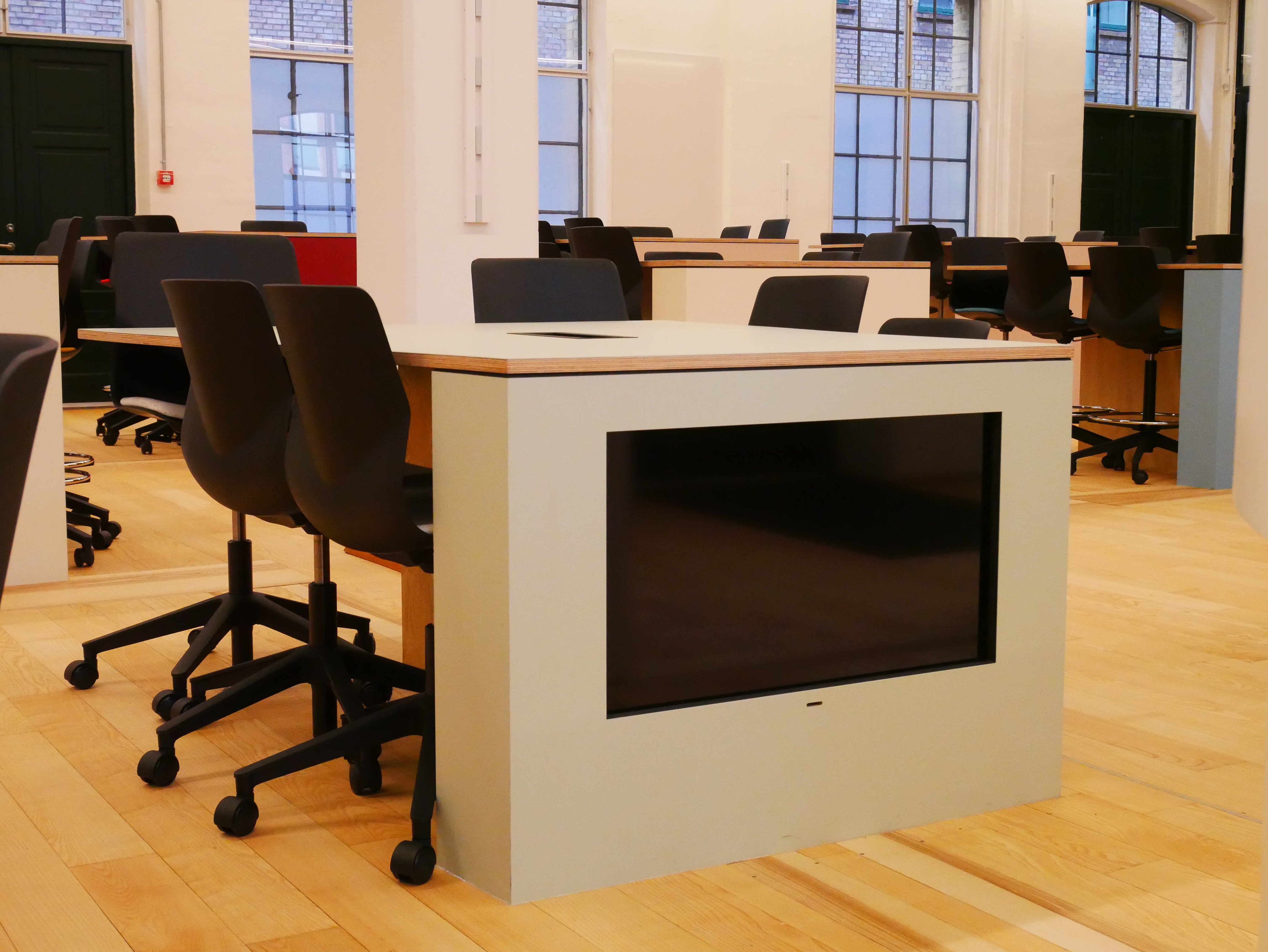 哥本哈根商学院弗雷德里克斯堡校区三层空间翻新丨丹麦-16