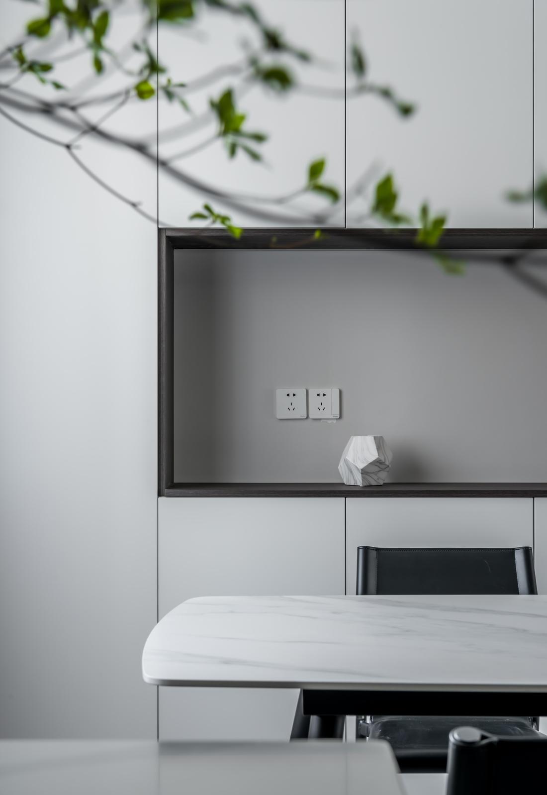 平层住宅的清澈静谧空间设计丨格物设计-17