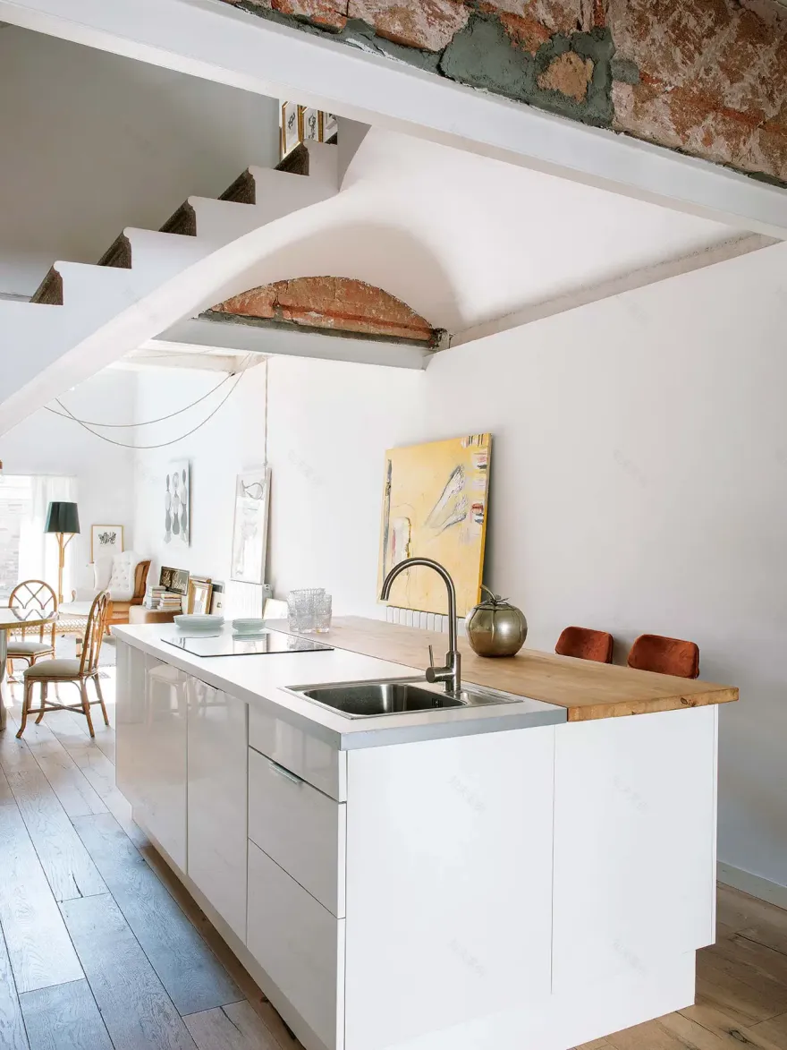 巴塞罗那工业风格 loft 翻新设计-7