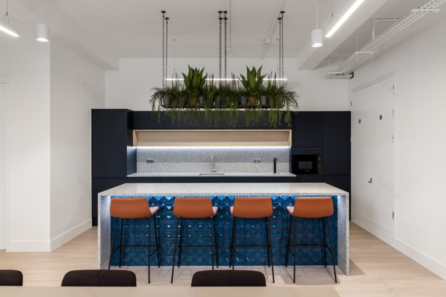 伦敦角落建筑 Spec Suites丨英国伦敦丨Oktra-13