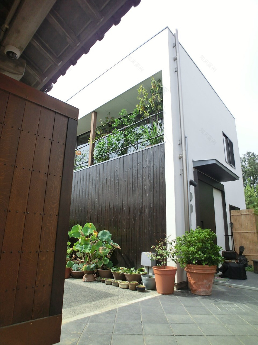 和风庇护下的现代生活——大阪"僧侣住宅"-15