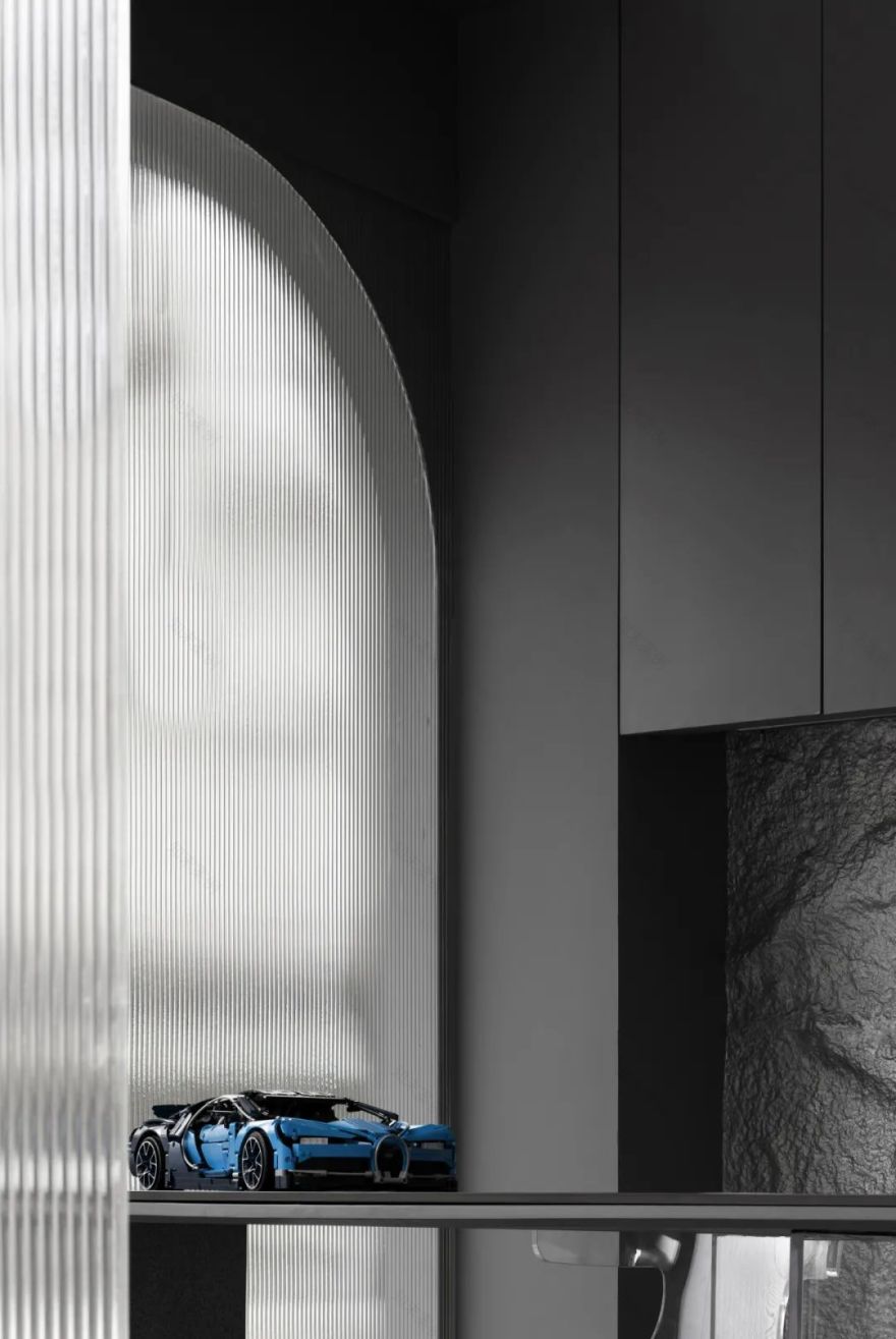 EUS 服装展厅丨中国汕头丨正之佳期建筑设计-31