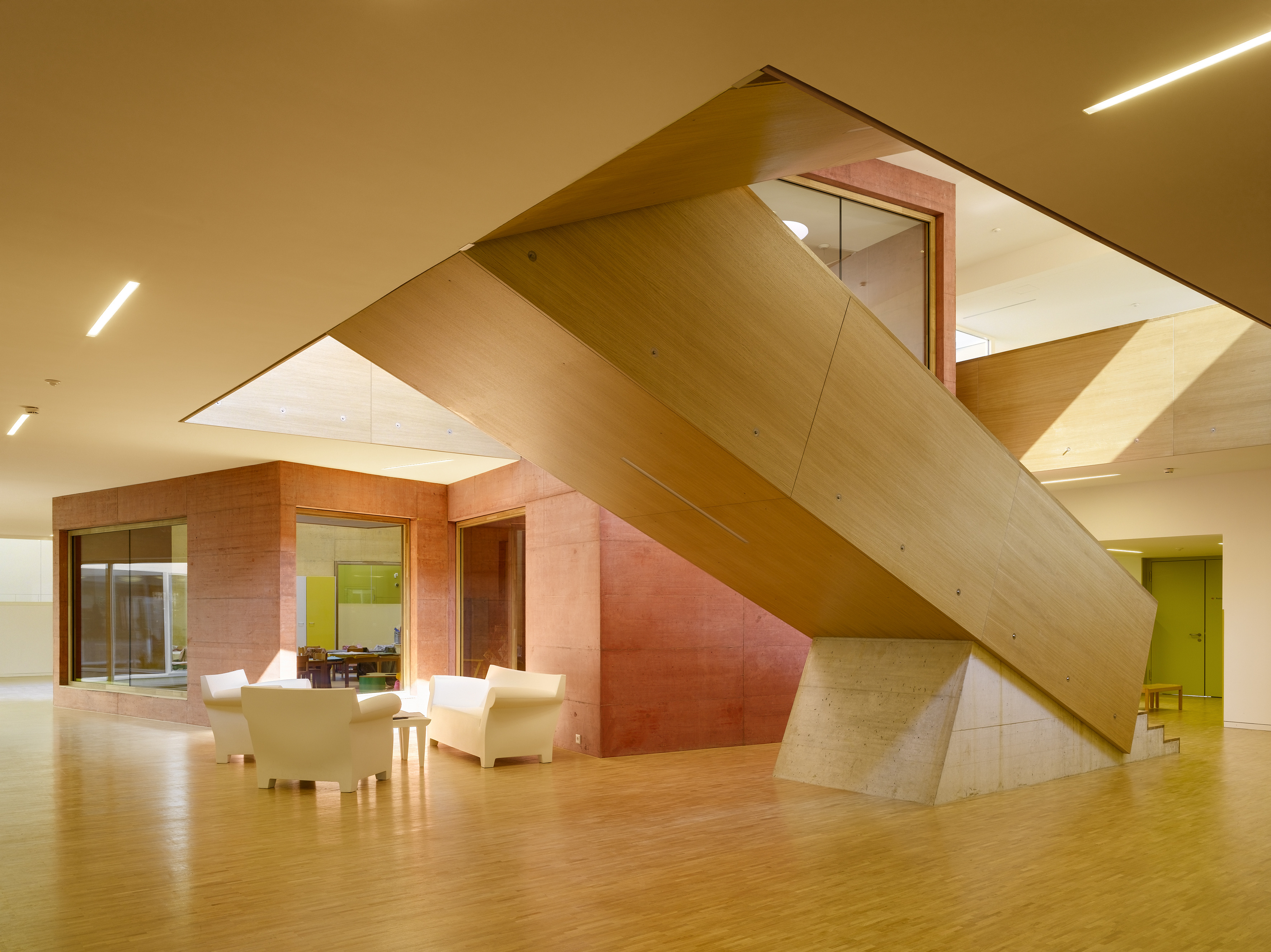 瑞士 Sierre 市欧洲托儿所-8