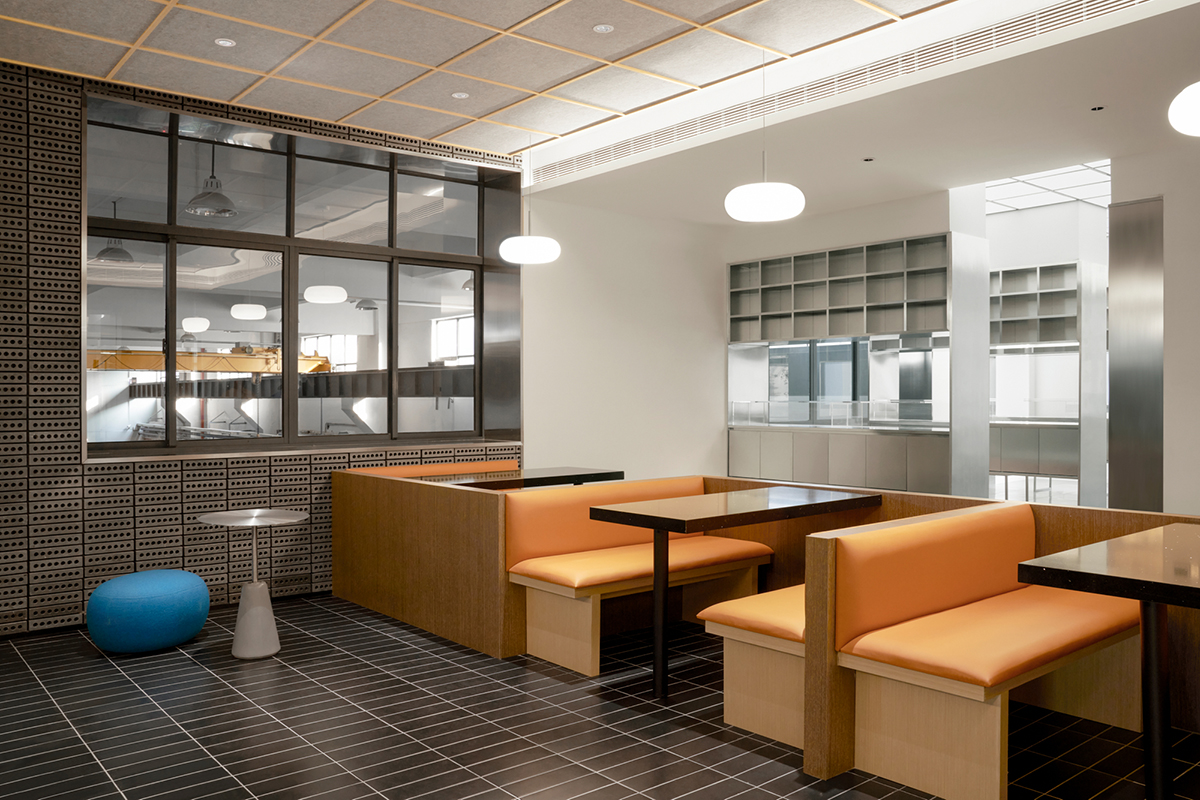 SR 总部办公室设计丨中国上海丨Pronounced Design-12