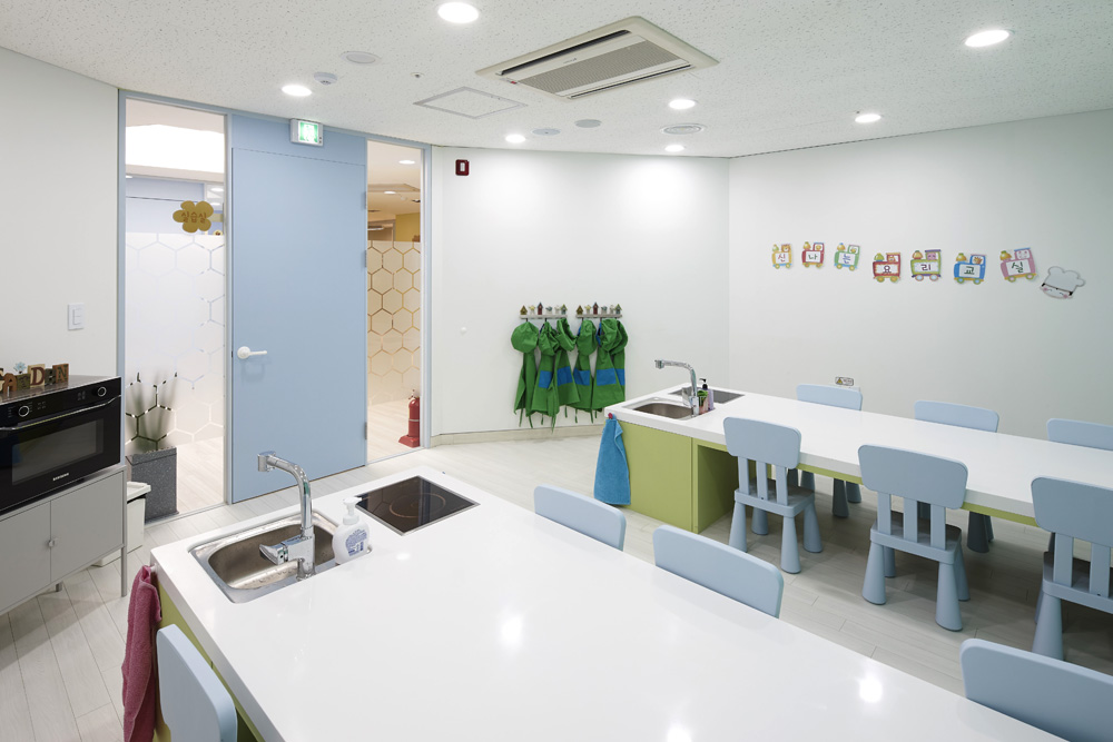 250 平亲子乐园 | 温馨舒适的现代设计-10