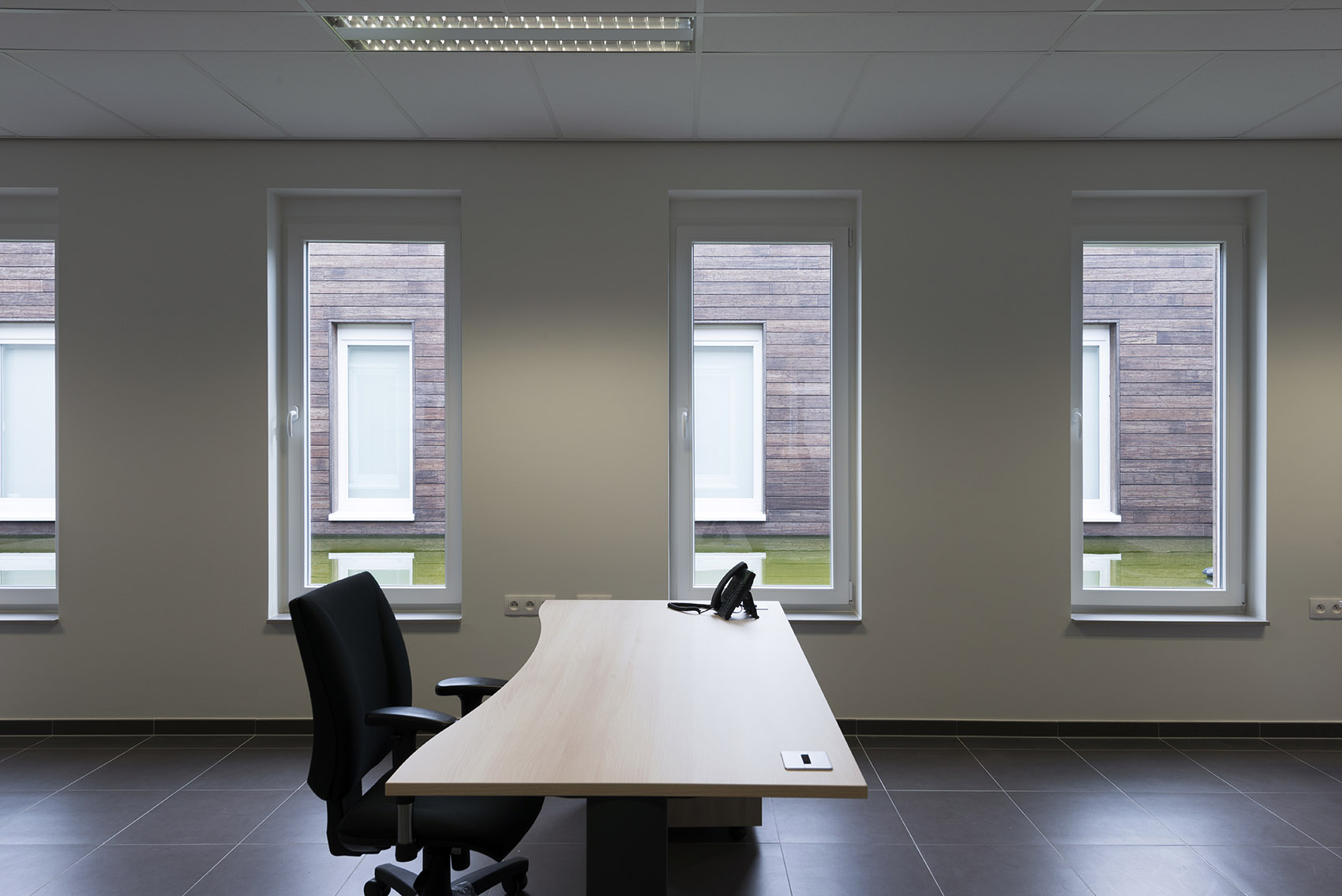 比利时圆形消防站 / Philippe SAMYN and PARTNERS-100