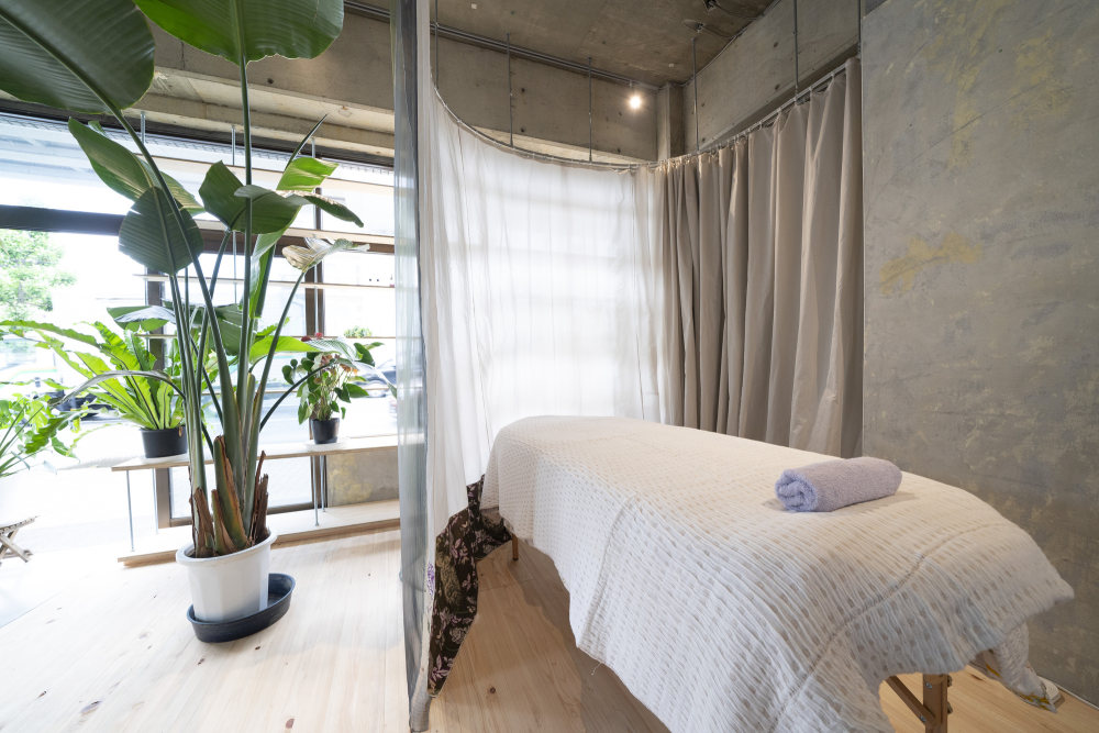 日本 Hamamatsu 沙龙 PURETE 设计丨Yumiko Tokuno Architecture Office-17