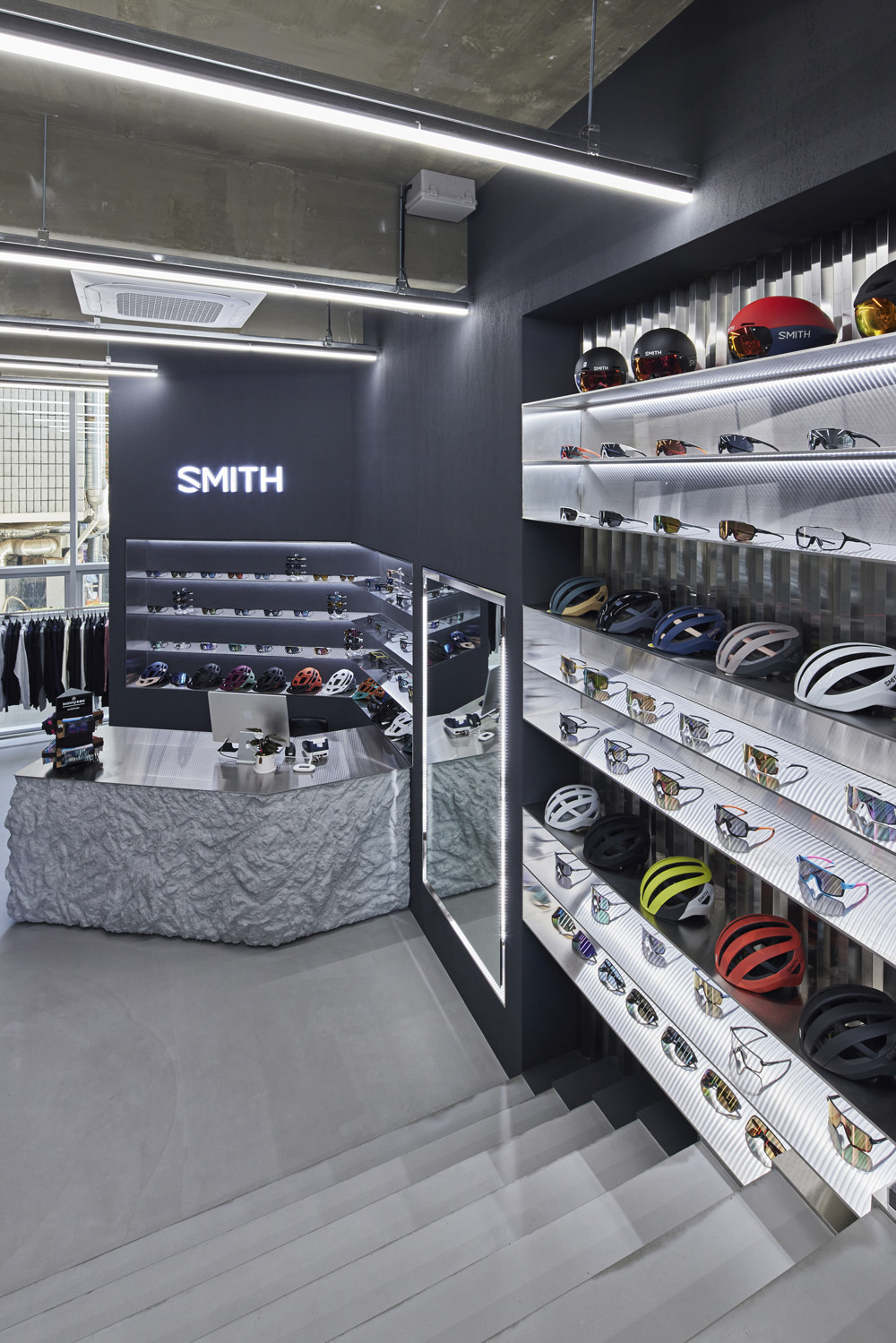 高级运动服装店设计，打造现代与传统的完美融合-19