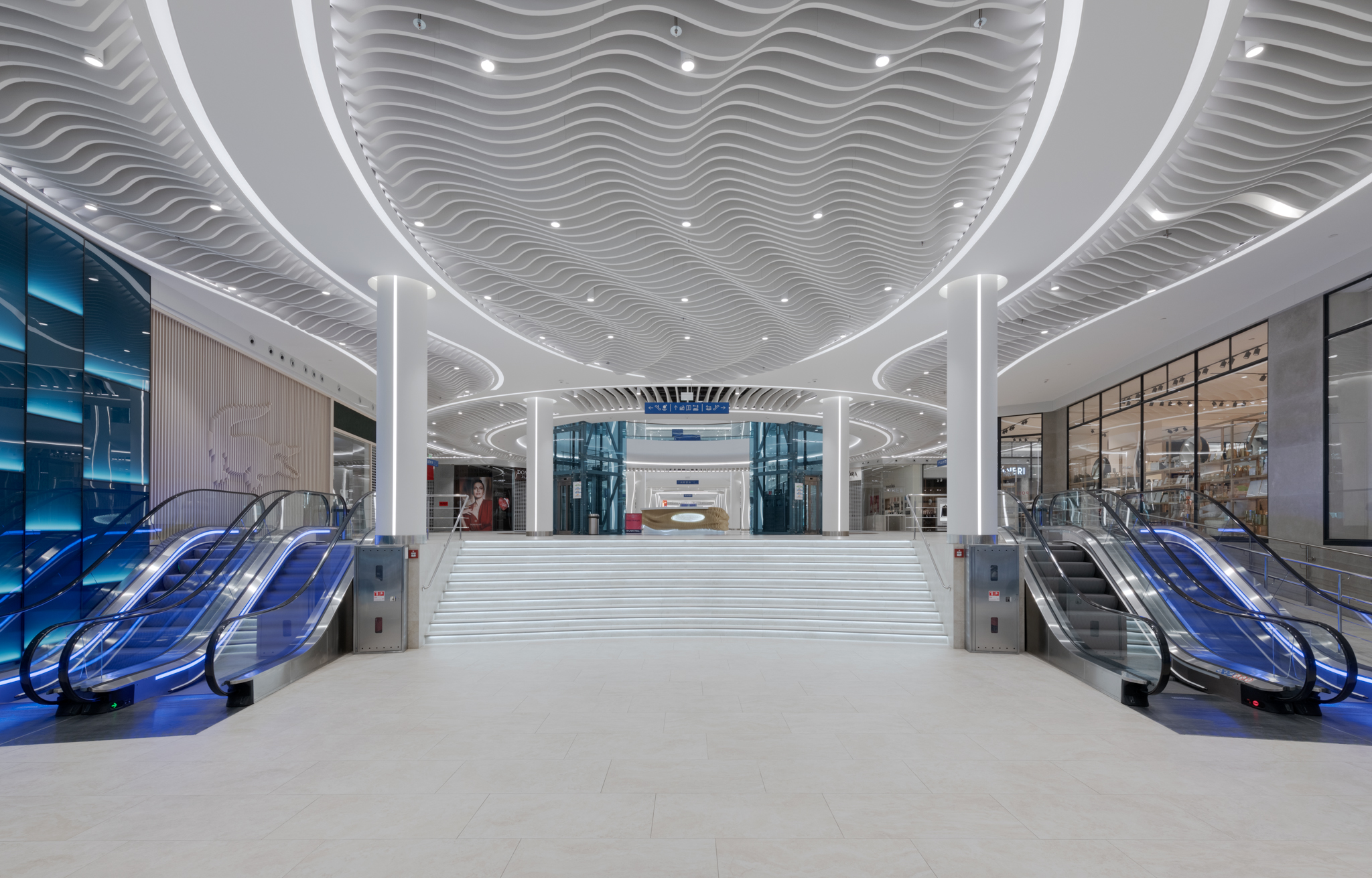 河滨购物中心丨AVG 集团-14