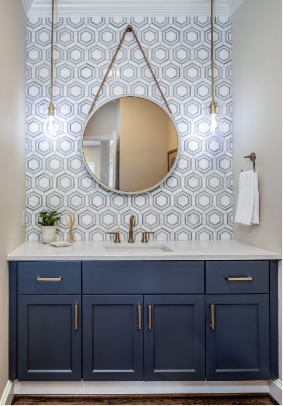 Half Bathroom Decor Ideas For Small Spaces-2