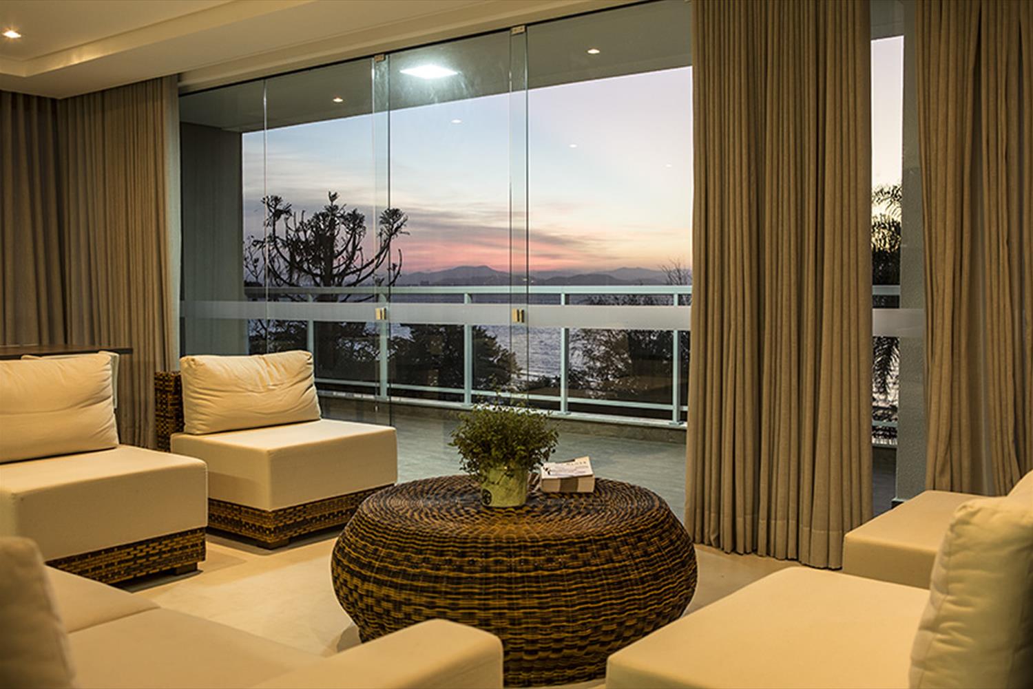 巴西 Côte DAzur Ville 公寓 | 工业风与北欧设计的完美融合-5