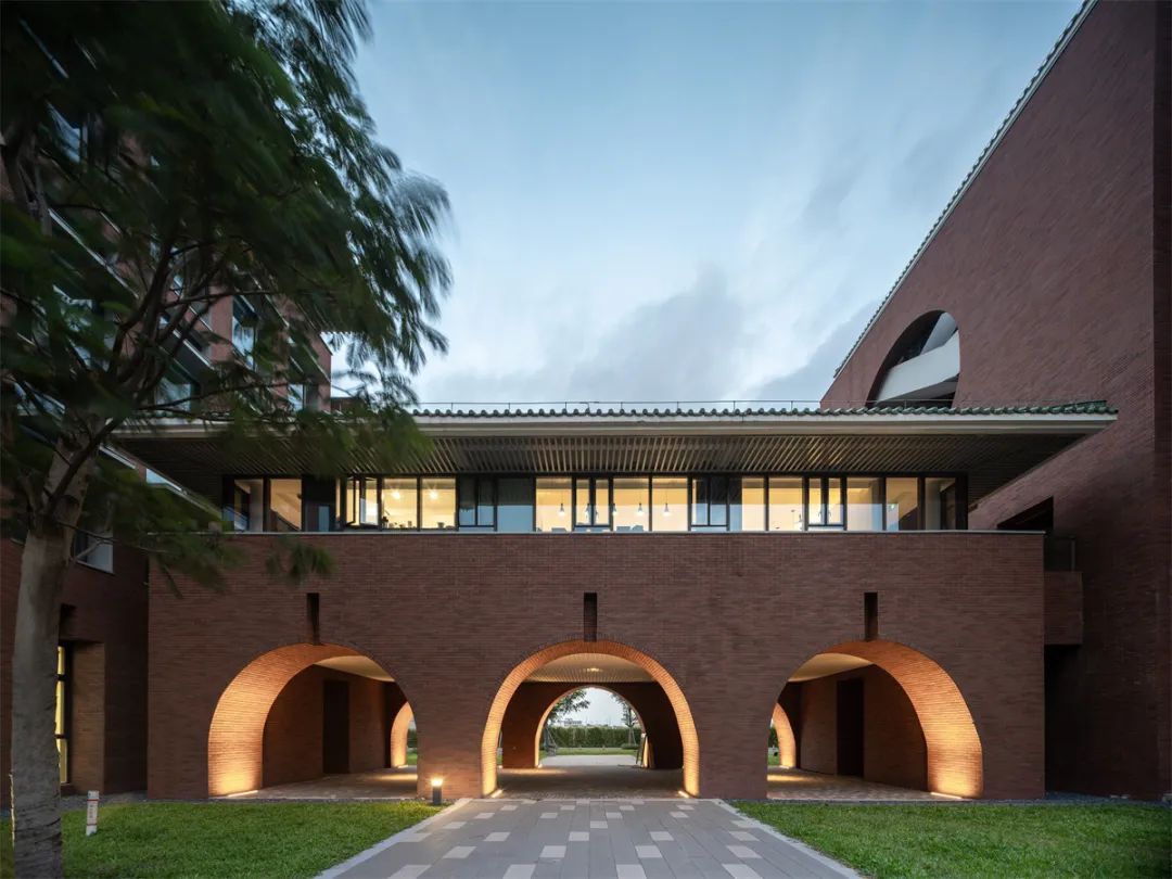 华南理工大学广州国际校区一期工程(公共实验楼)丨中国广州丨华南理工大学建筑设计研究院有限公司-26