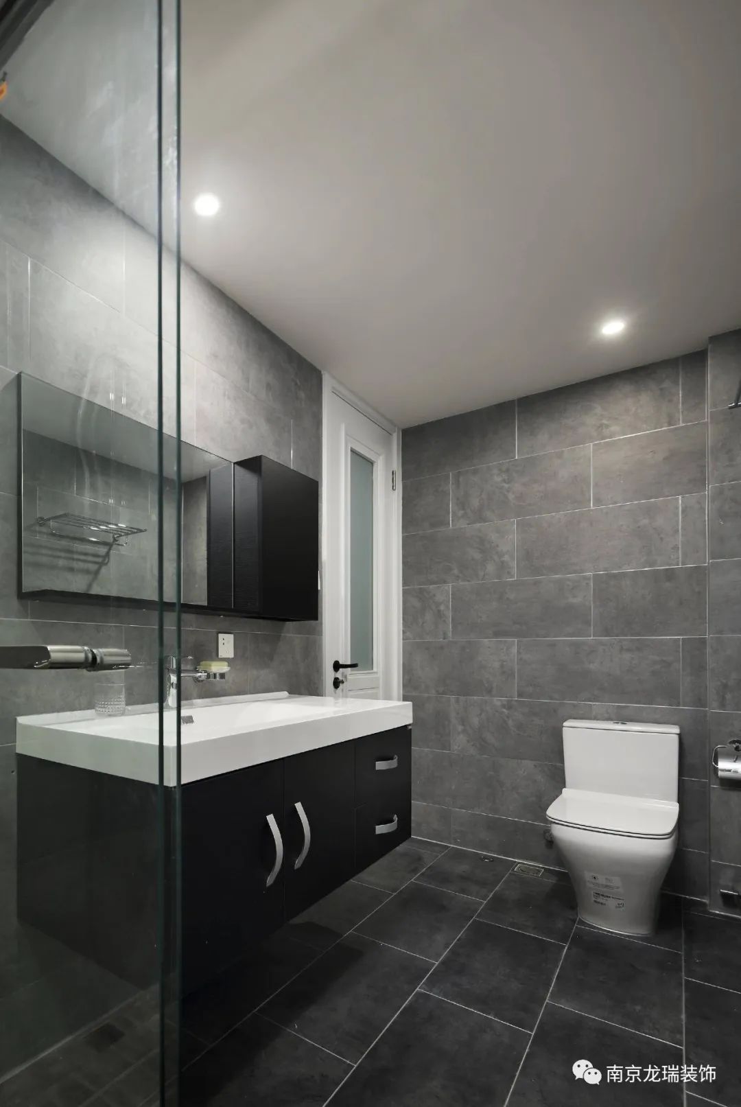 卫生间设计四大要素 | 空间规划、收纳、色彩、氛围-59