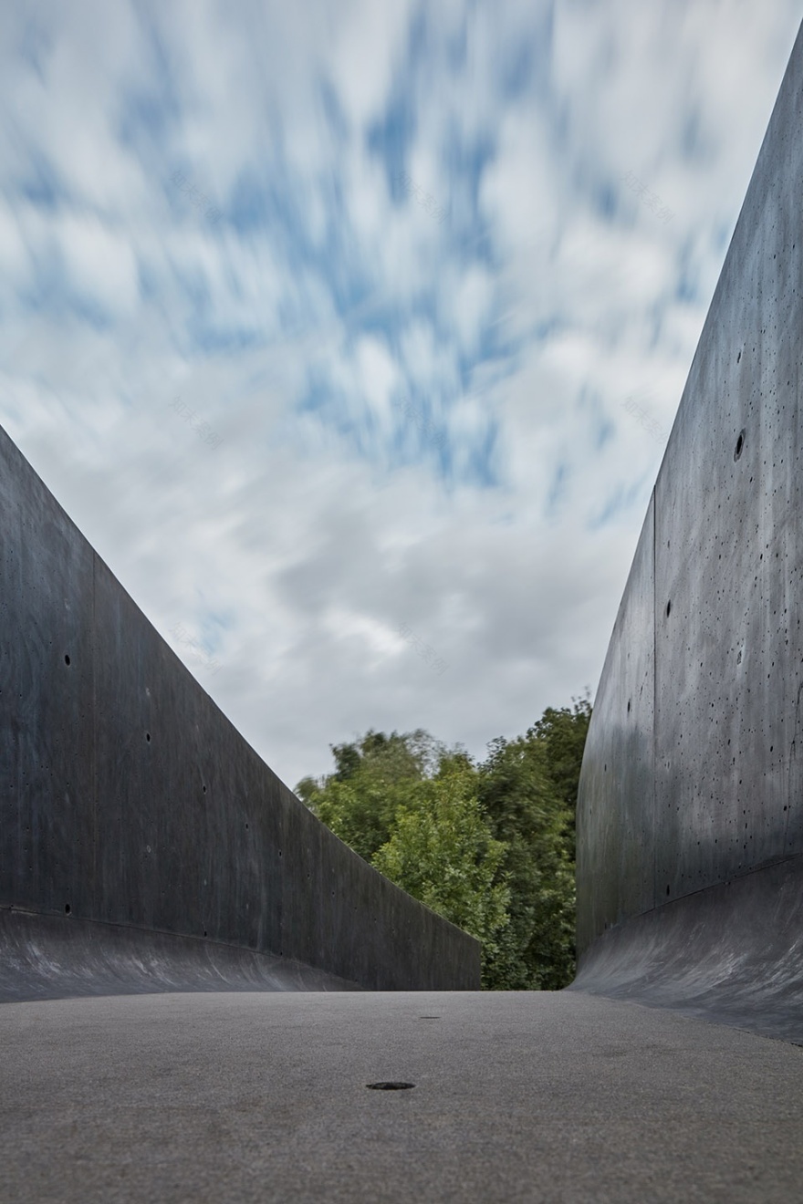 《星际漫游》般的神秘桥梁,连接生与死-22