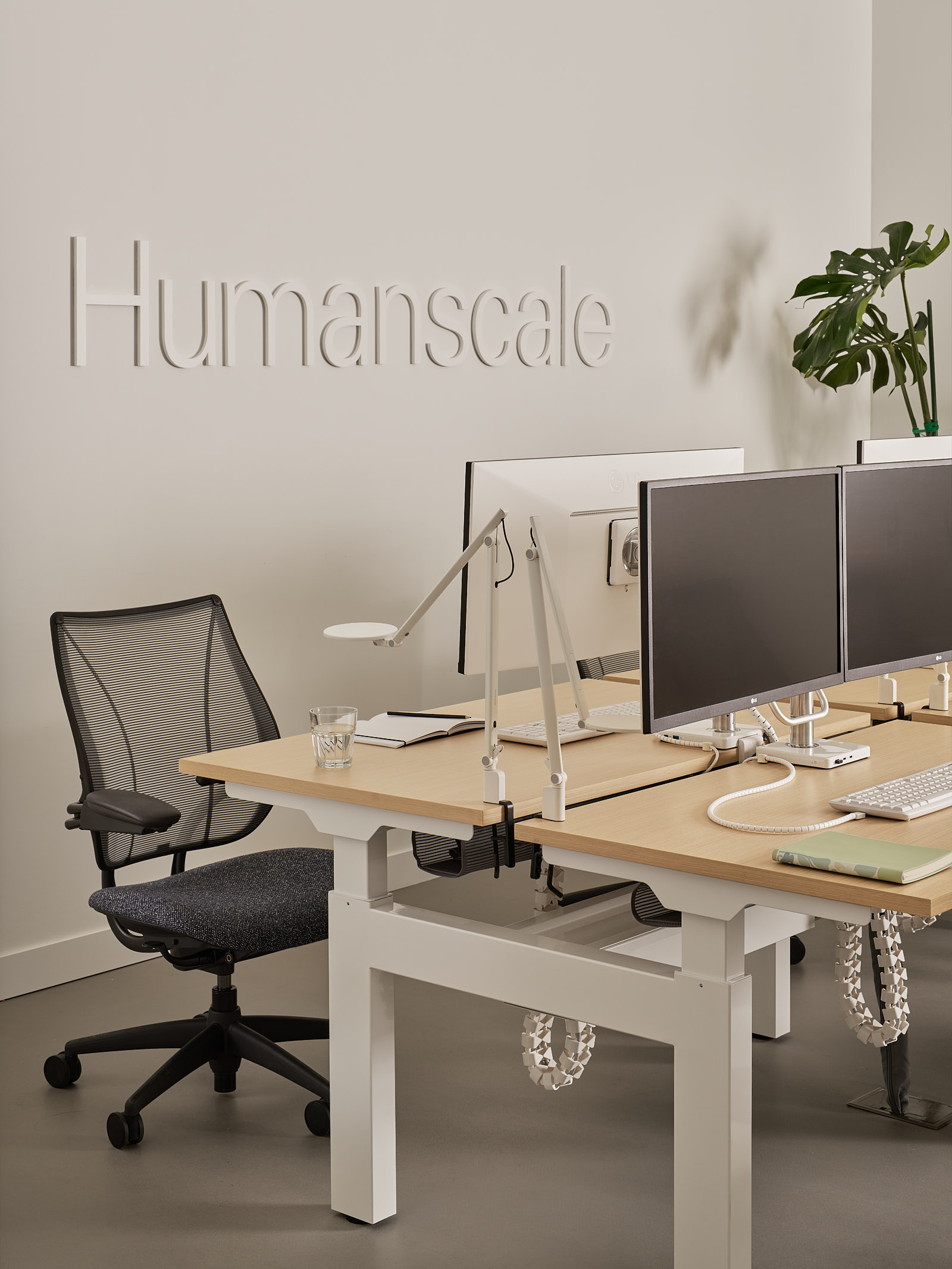 Humanscale Shanghai Showroom-13