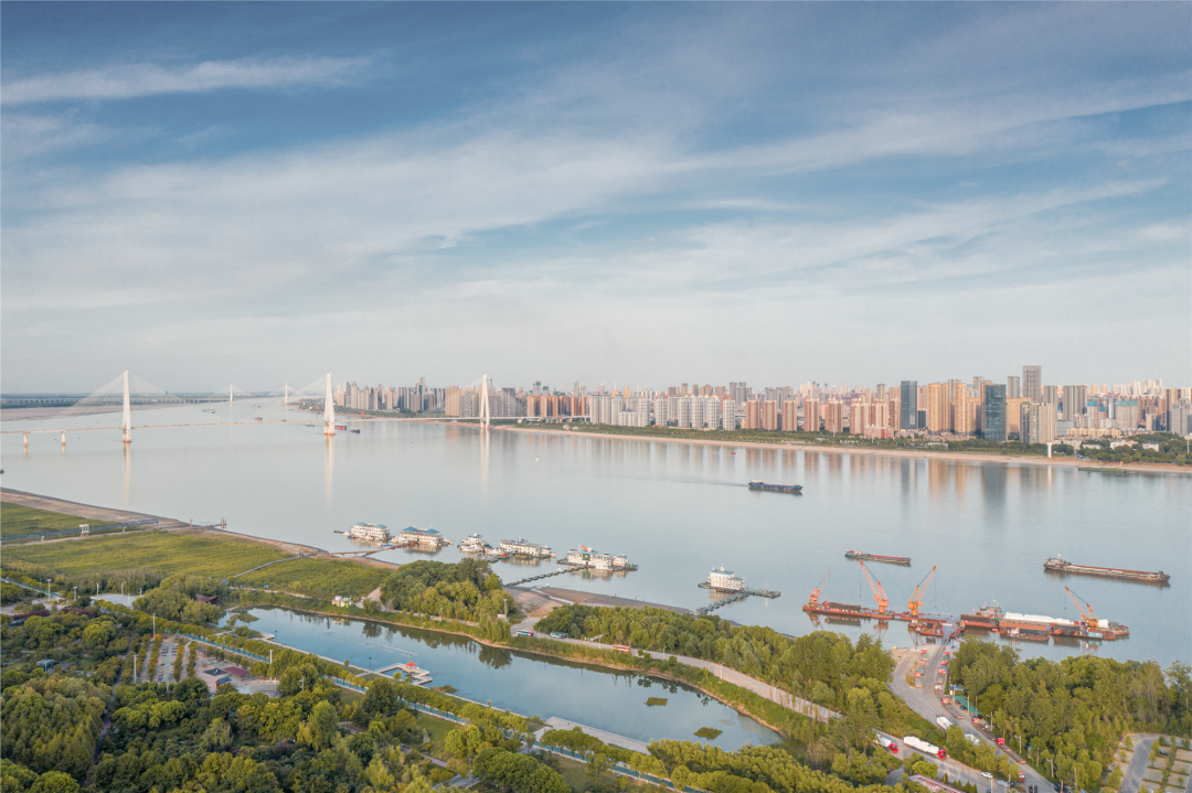 武汉天地云廷Lariva22顶奢复式豪宅丨中国武汉丨召禾设计·Chris Shao邵程-11