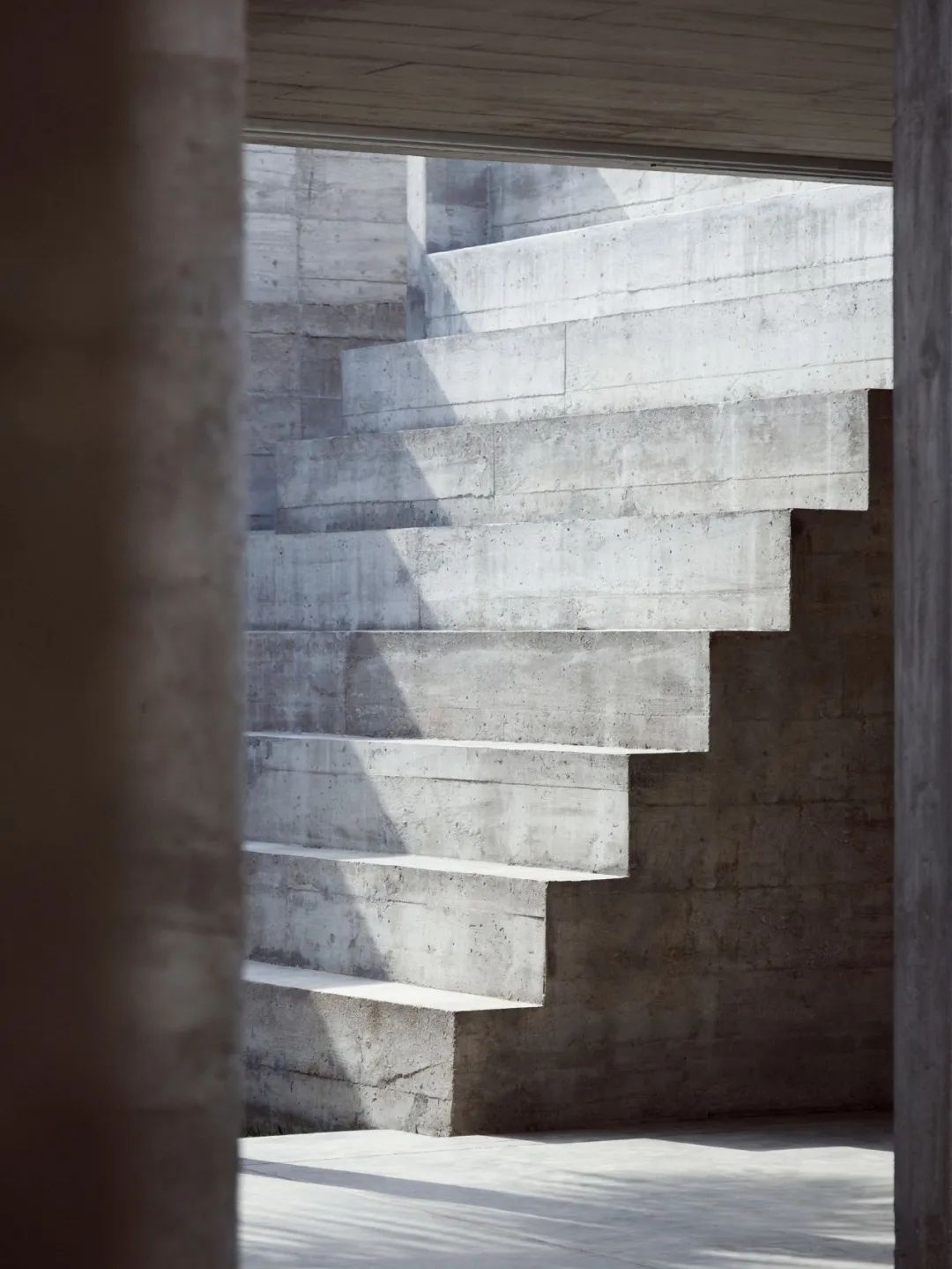 墨西哥建筑事务所 | 颠覆完美,创造想象力的空间-21