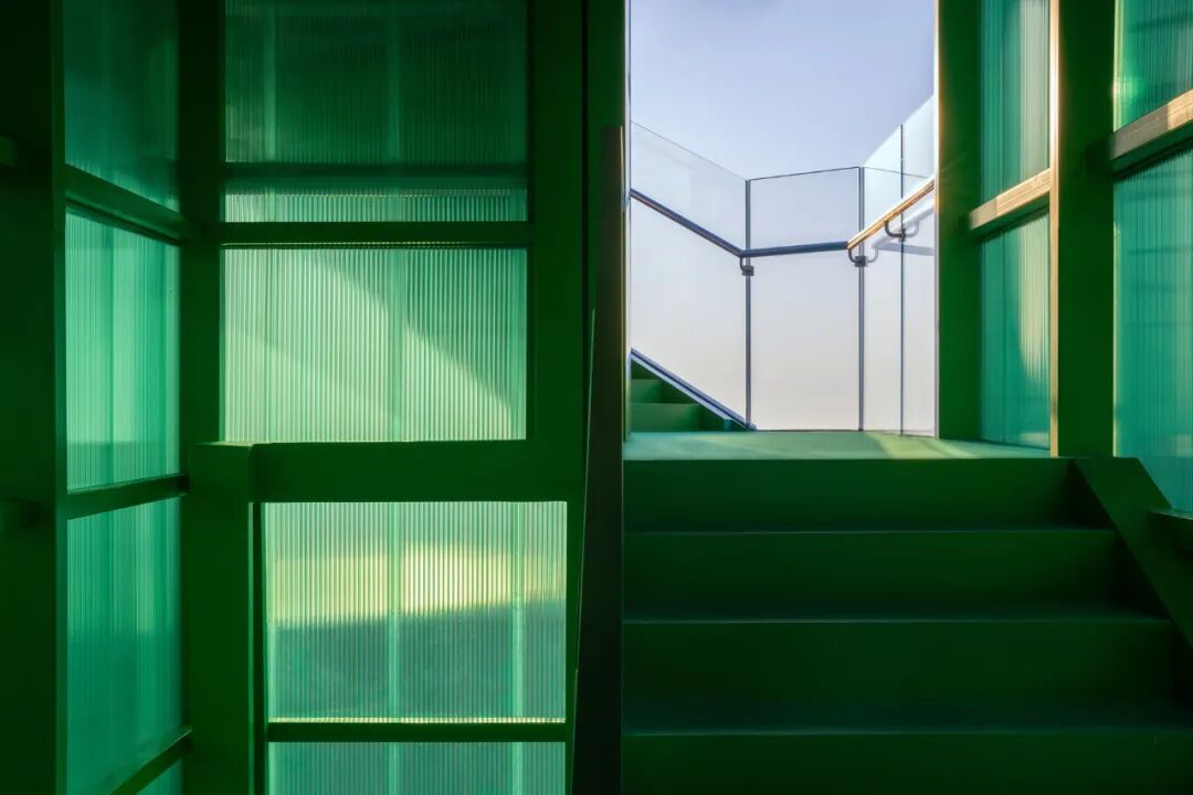 十聿照明设计ULDA|320米高空共赴光影之约——上海白玉兰观景台TheStage-33