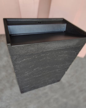 Standalone Concrete Washbasin with Brutal Texture