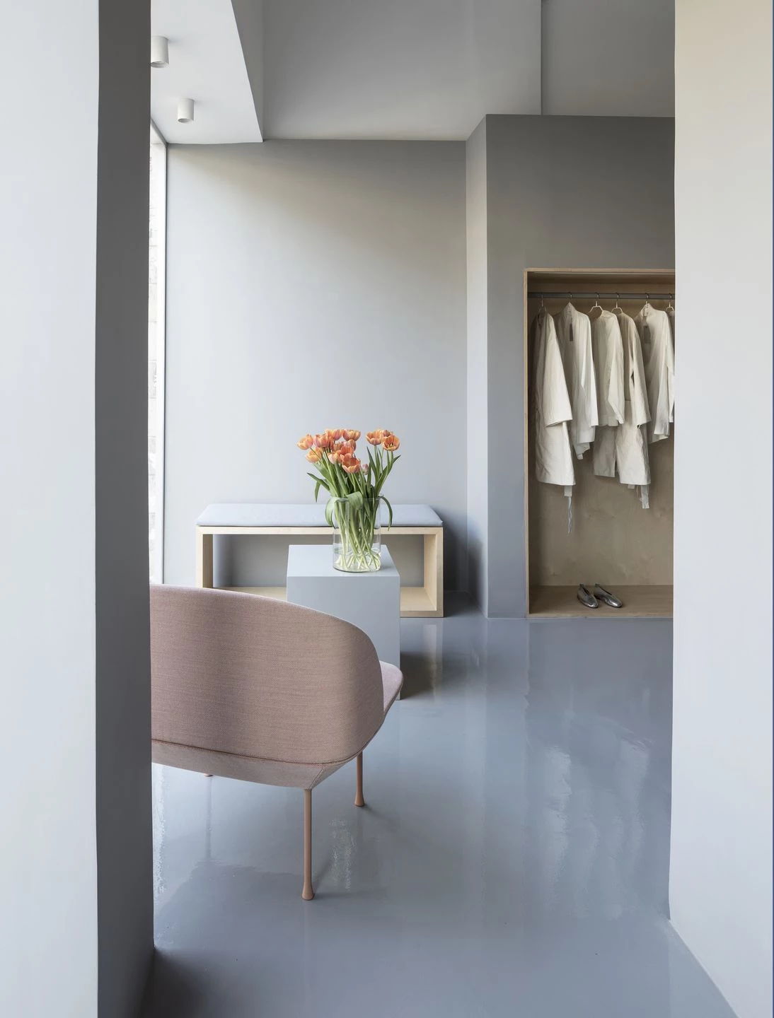 极简线条,温馨氛围——特拉维夫 KAV 时尚工作室-18