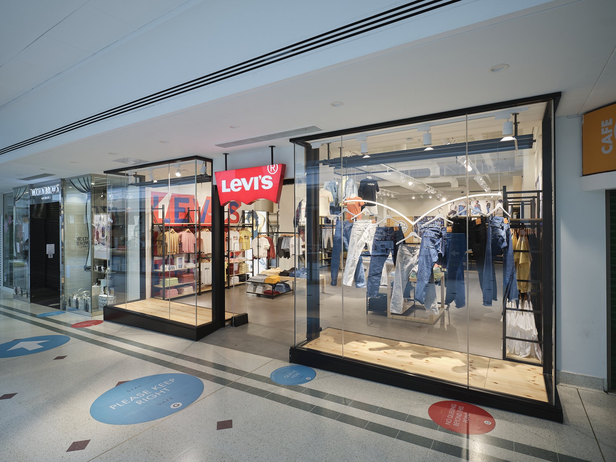 李维斯（Levi’s）®牛仔裤和 T 恤 X 幸运狐（Lucky Fo）丨英国丨Lucky Fox-7