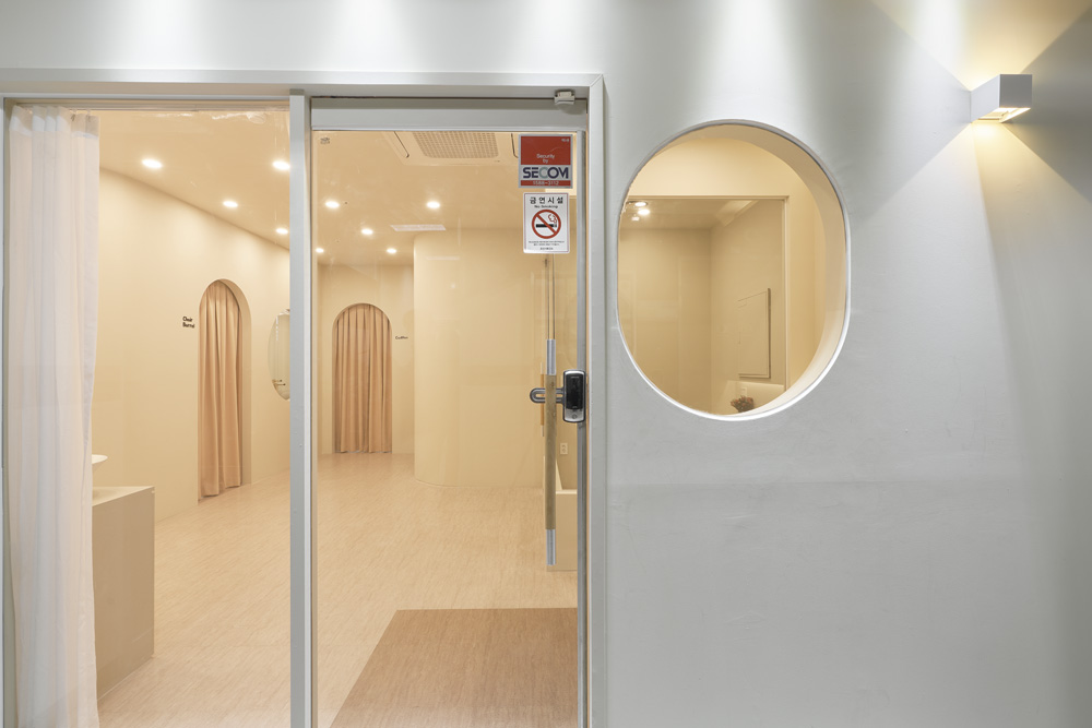 粉色点缀的 41 平米私人健身会所-28