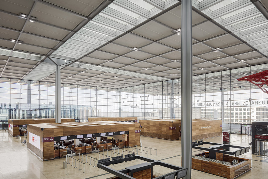 蓄势待发 首航展翅:柏林-勃兰登堡机场正式投入运营 / gmp-38