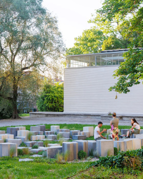 第19届威尼斯建筑双年展 “玻璃地图”丨意大利丨Barkow Leibinger,capattistaubach