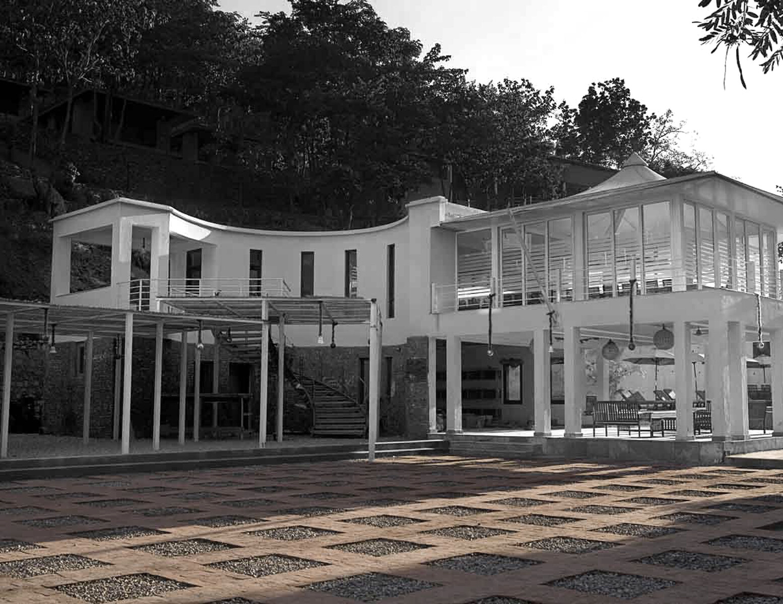 河畔石韵 · RLDA 的创新度假胜地设计-19