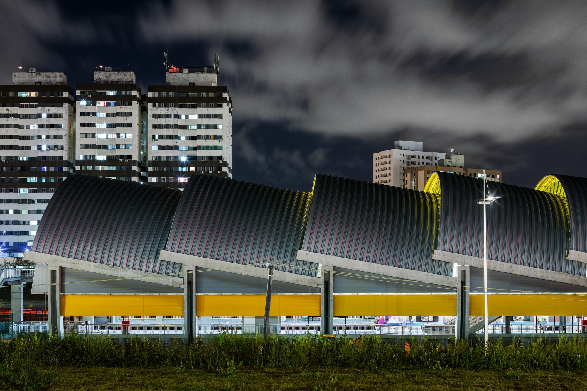 巴西萨尔瓦多地铁二号线 | 融合自然与文化的现代交通枢纽-7