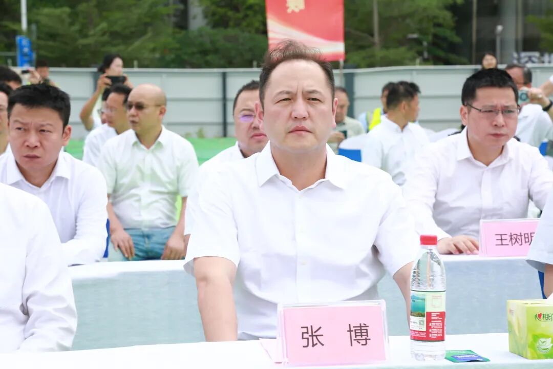 中国华西设计•粤港澳大湾区总部基地“龙华数智设计产业园总部大厦项目”开工仪式隆重举行-12