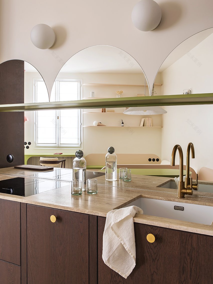 甜蜜生活套房·太空工厂
注:Dolce Vita常见为意大利语表达,有甜蜜生活之意,至于suite翻译为套房也是结合语境较为普遍的意思 -13