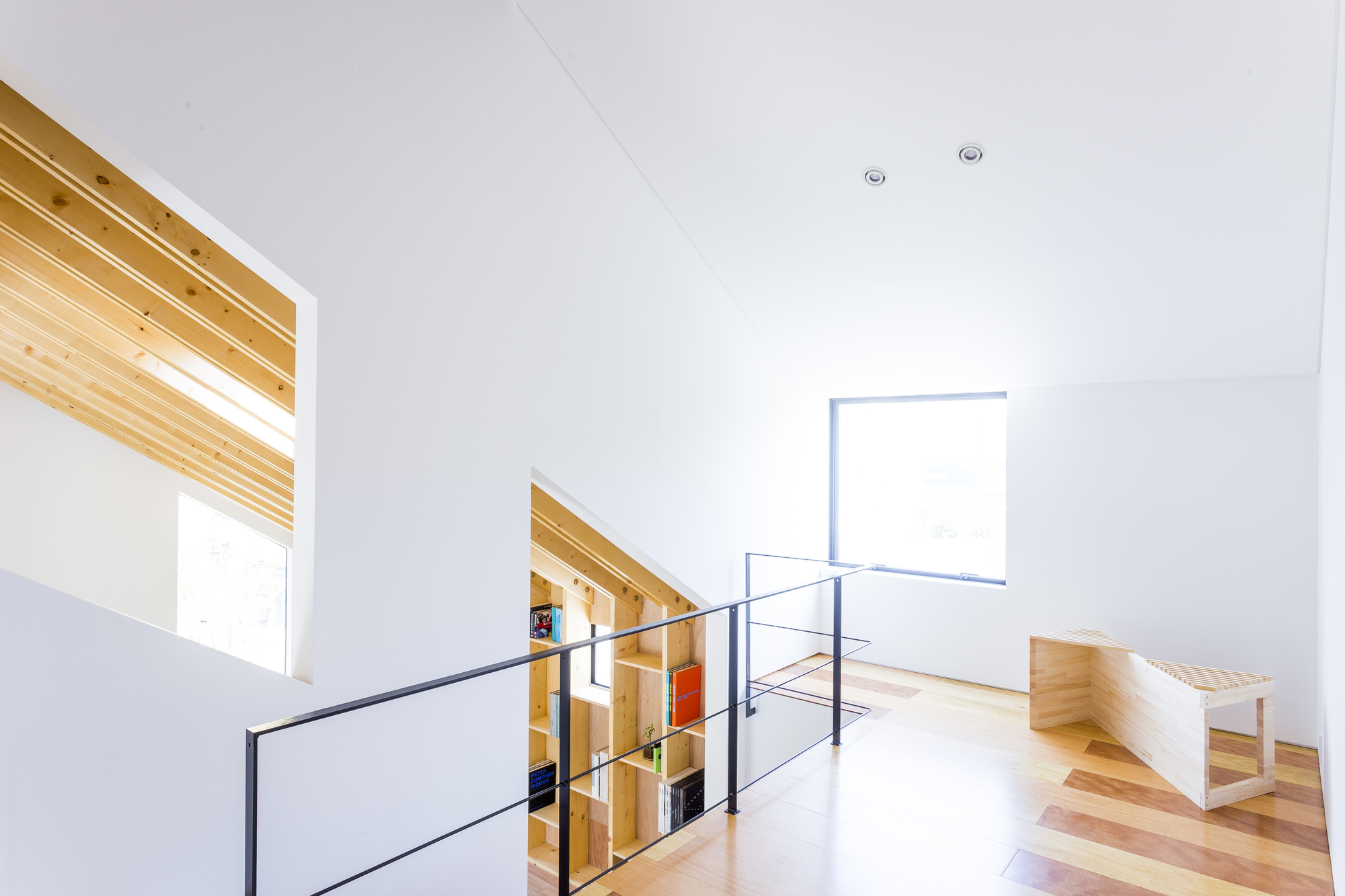 三角形层屋丨日本丨Maruta Architects-38