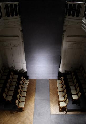 catwalk tour the top womens fashion week venues from aw 2014-41