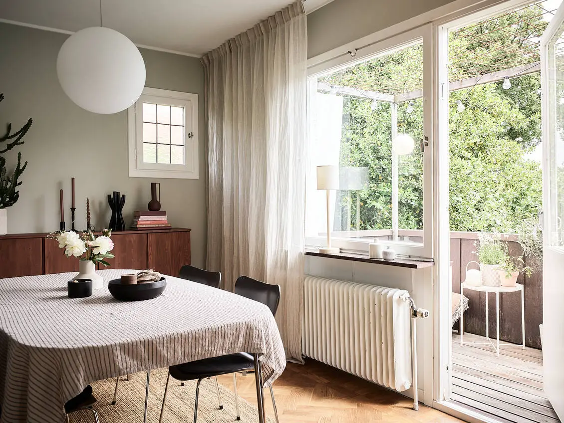 40 年代哥德堡公寓的优雅斯堪的纳维亚设计-9