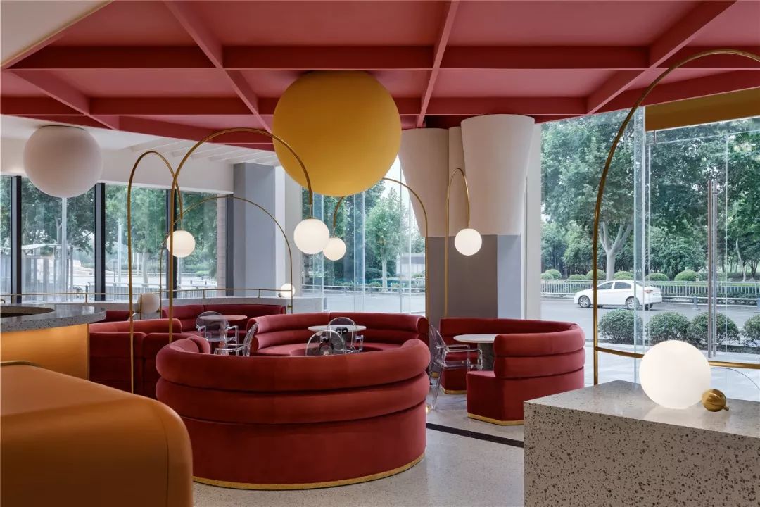 梦幻法式甜品屋 | 色彩与圆形的完美交响-21