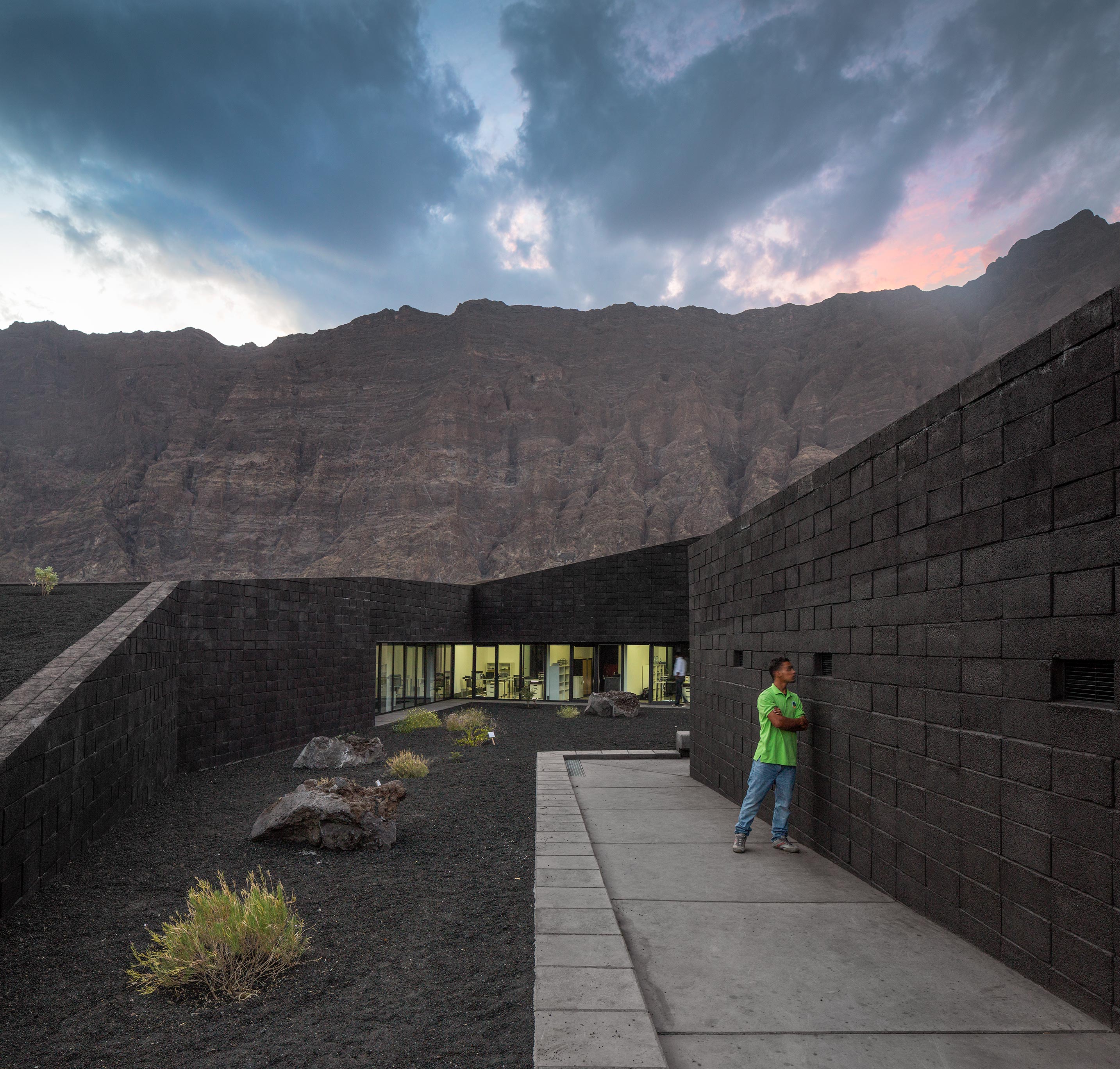 Fogo 岛自然公园总部-41