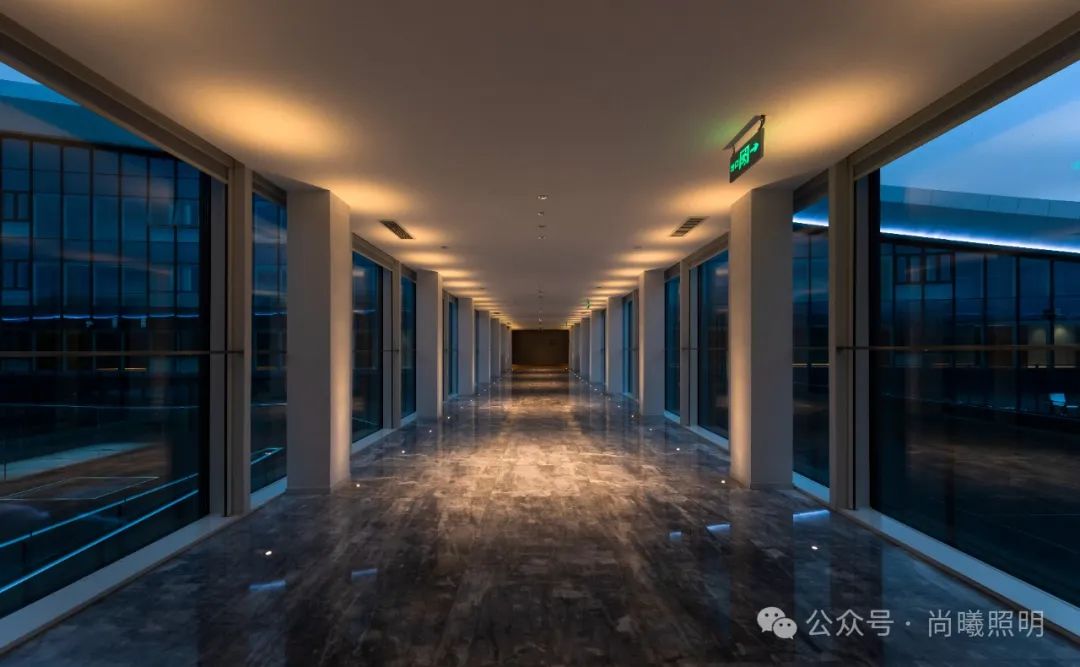 宾至如归的闲适之光 | 晋江温德姆花园酒店室内灯光设计-47